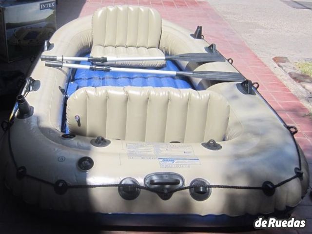 Bote Intex Nuevo en Mendoza, deRuedas