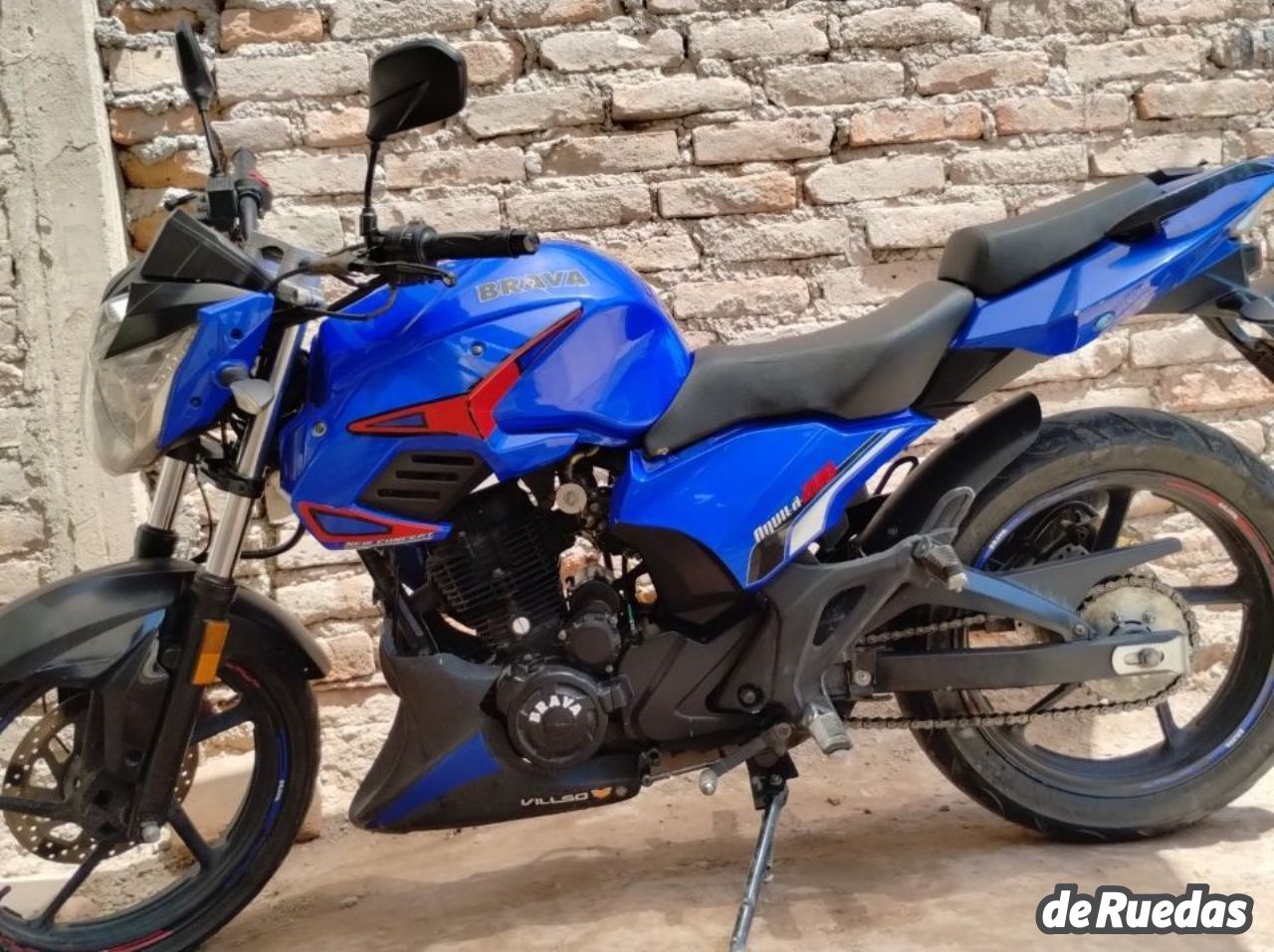 Brava Aquila Usada en Mendoza, deRuedas