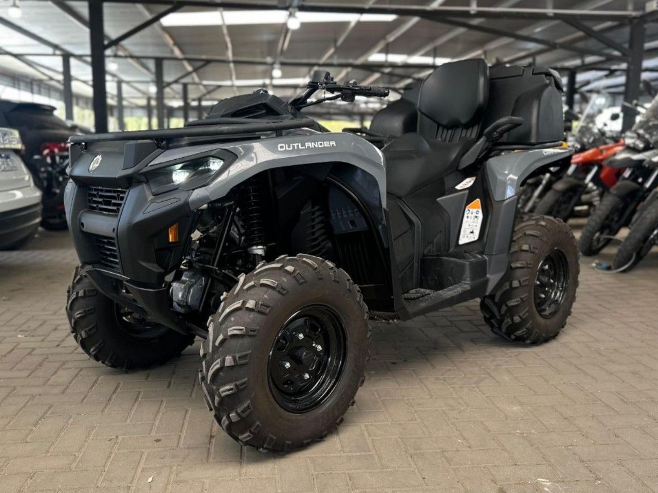 CAN-AM Outlander Usado en Córdoba, deRuedas