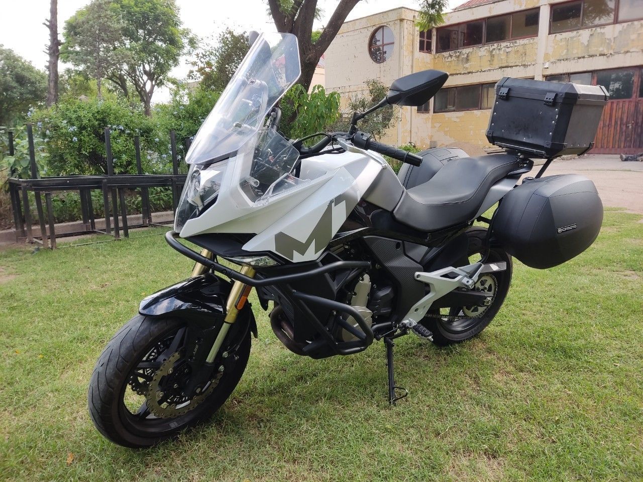 CF Moto MT Usada Financiado en Córdoba, deRuedas