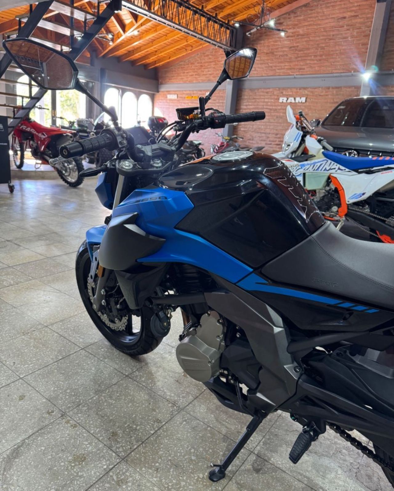CF Moto MT Usada Financiado en San Juan, deRuedas