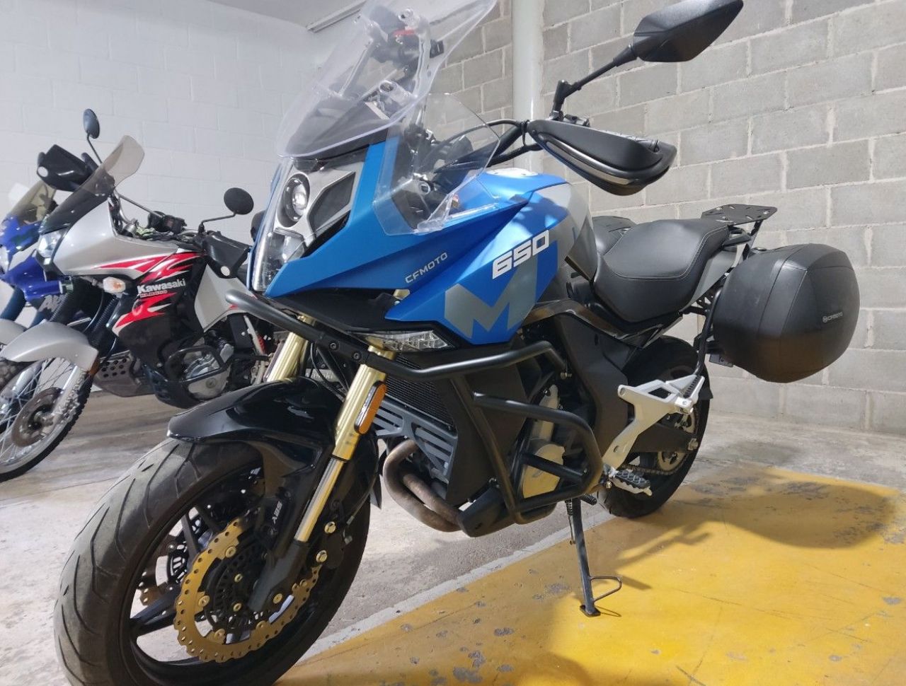 CF Moto MT Usada Financiado en Córdoba, deRuedas