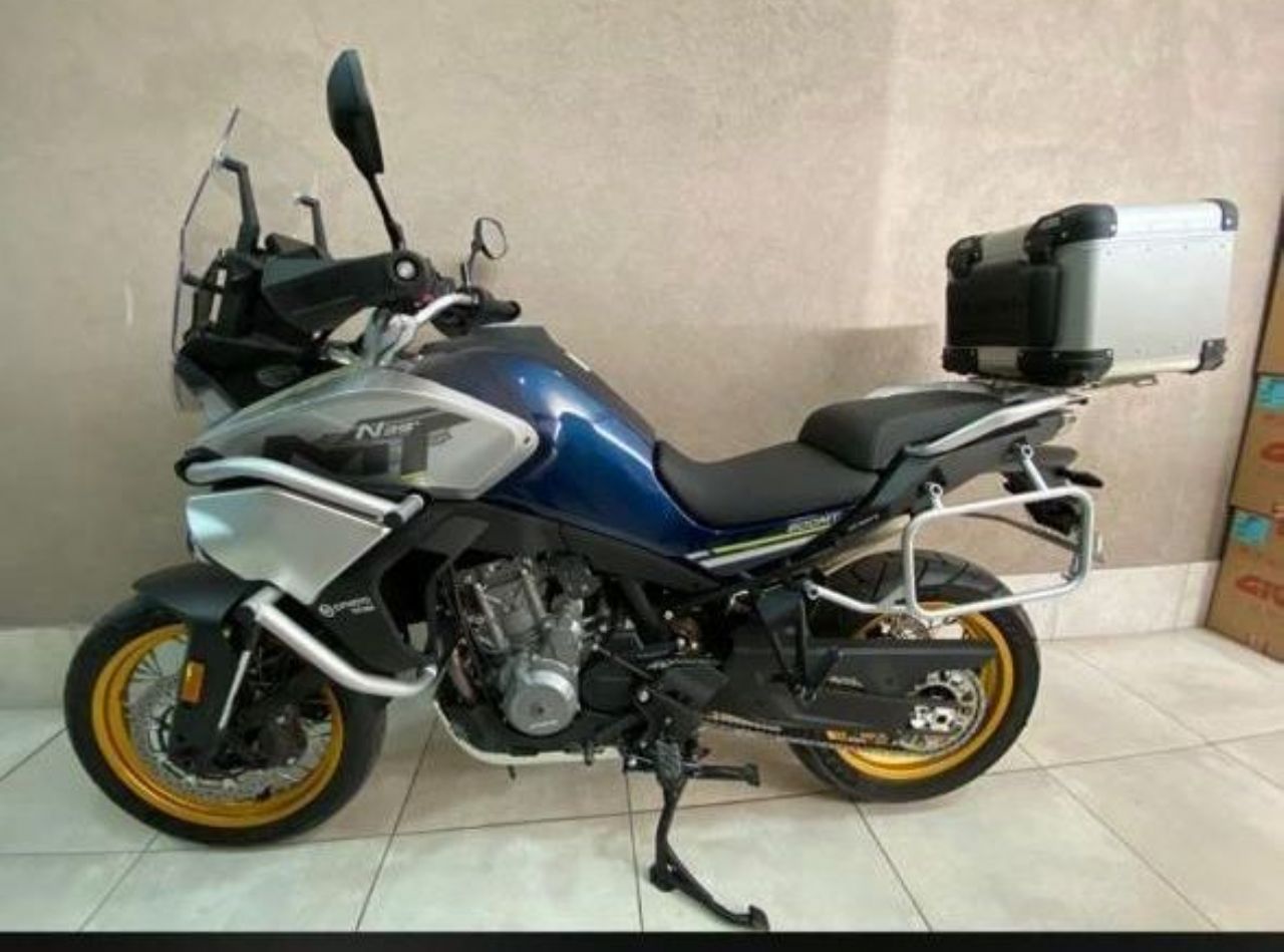 CF Moto MT Usada en Mendoza, deRuedas