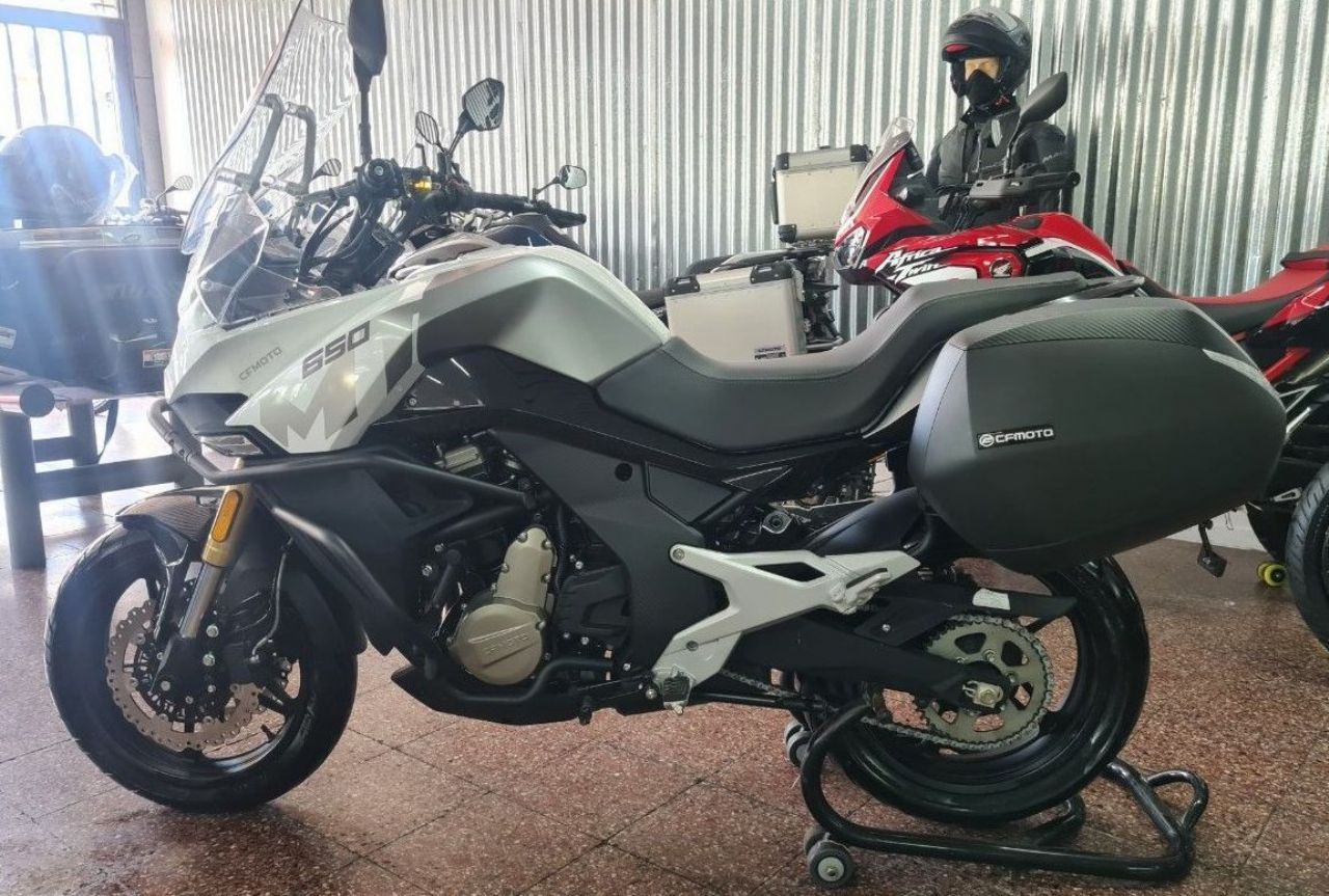 CF Moto MT Nueva en Mendoza, deRuedas
