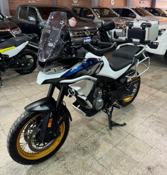 CF Moto MT Usada en San Juan Financiado
