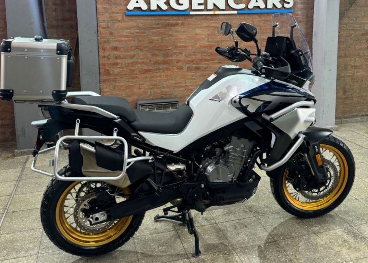 CF Moto MT Usada Financiado en San Juan, deRuedas