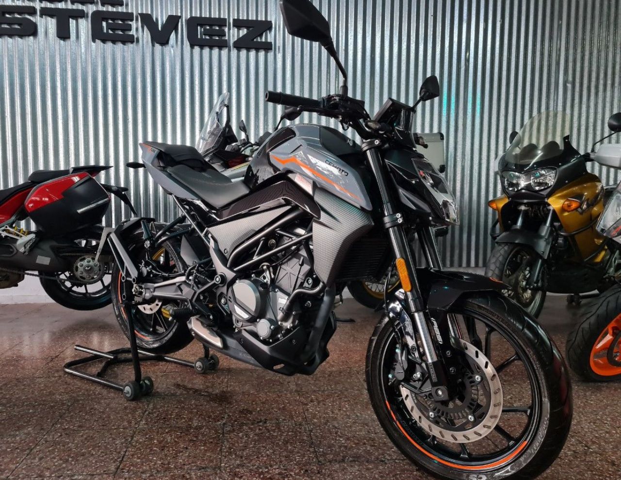 CF Moto NK Usada en Mendoza, deRuedas