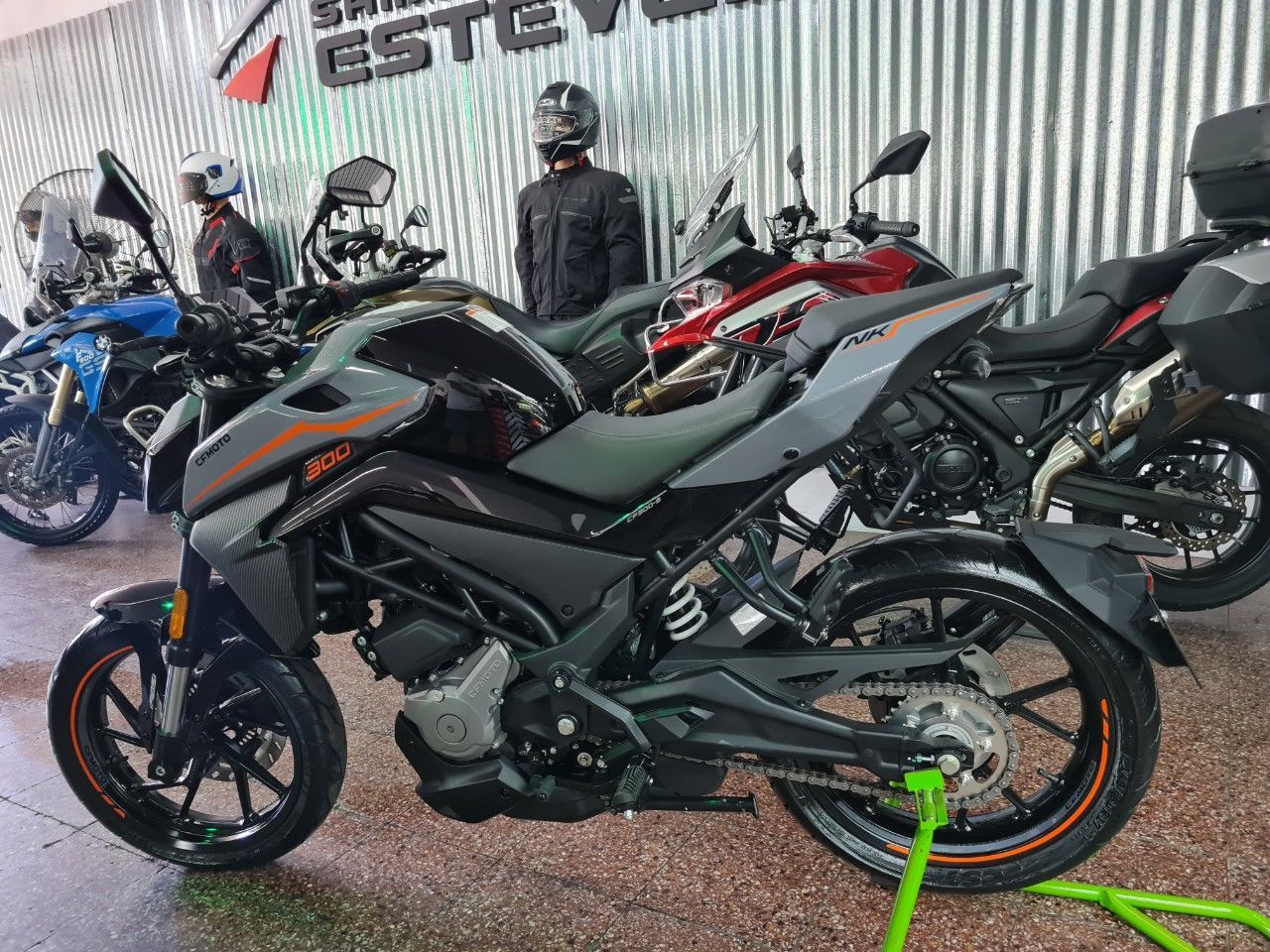 CF Moto NK Nueva en Mendoza, deRuedas