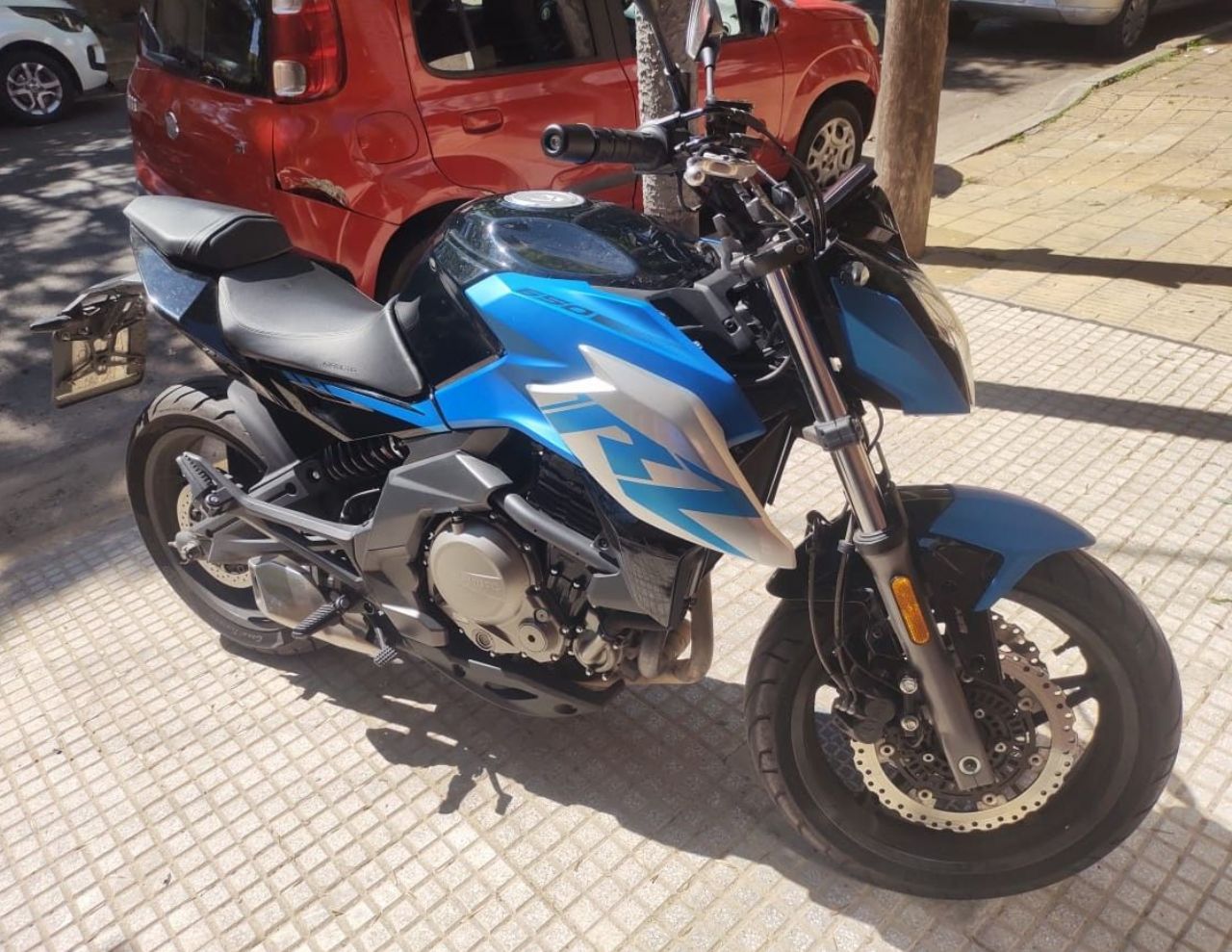 CF Moto RZ Usada en Buenos Aires, deRuedas