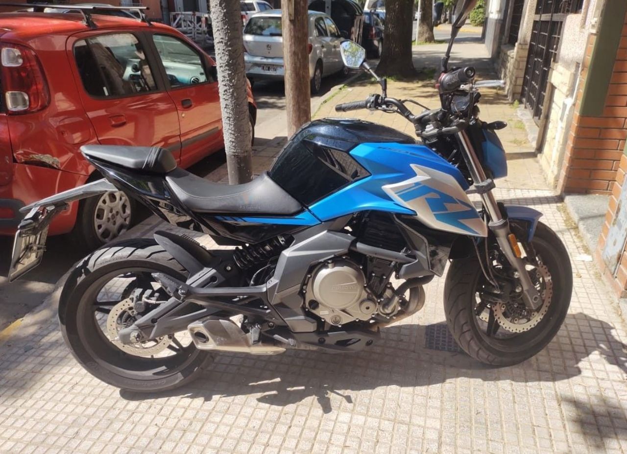 CF Moto RZ Usada en Buenos Aires, deRuedas