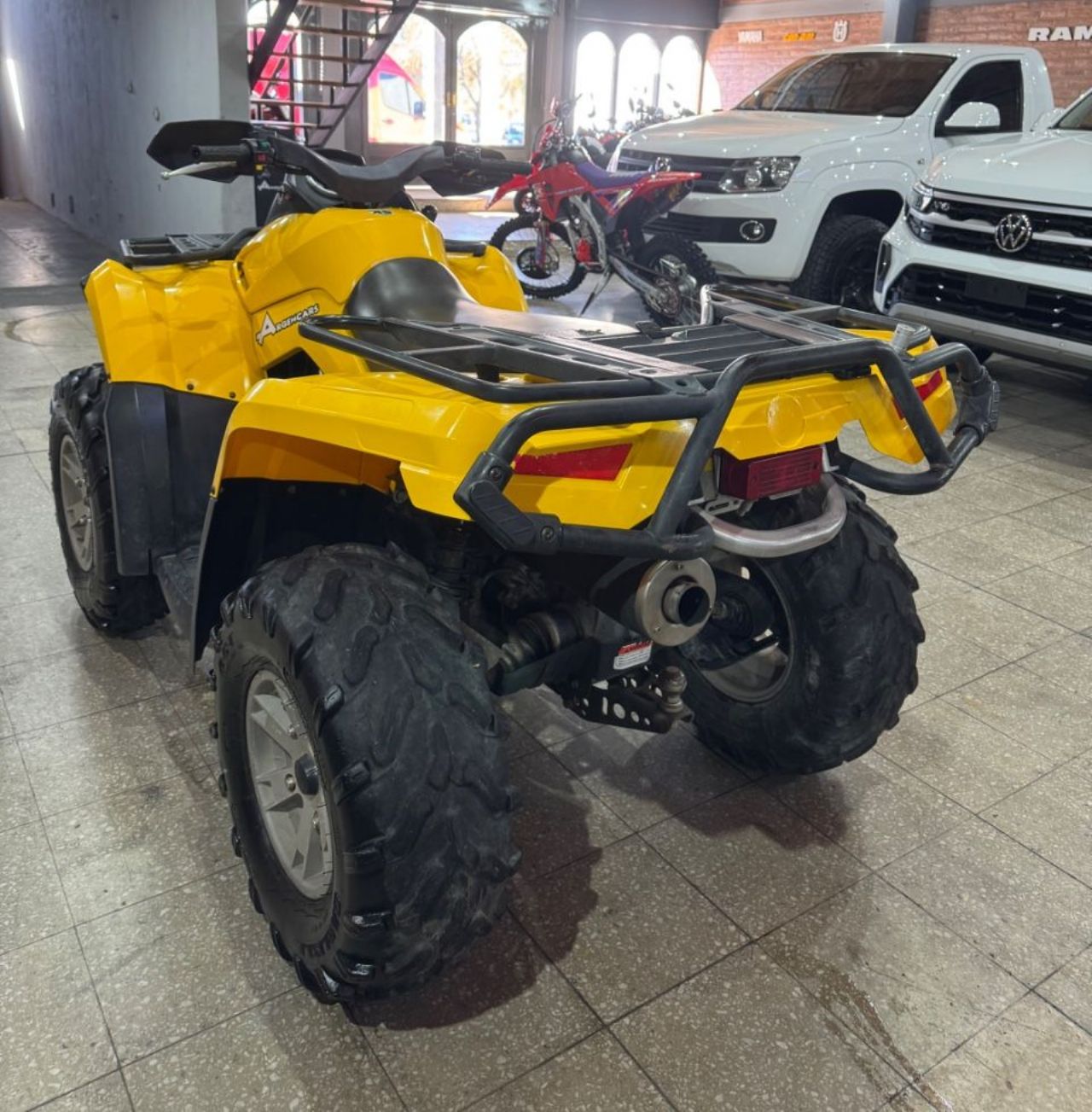 Can-Am Outlander Usado en San Juan, deRuedas