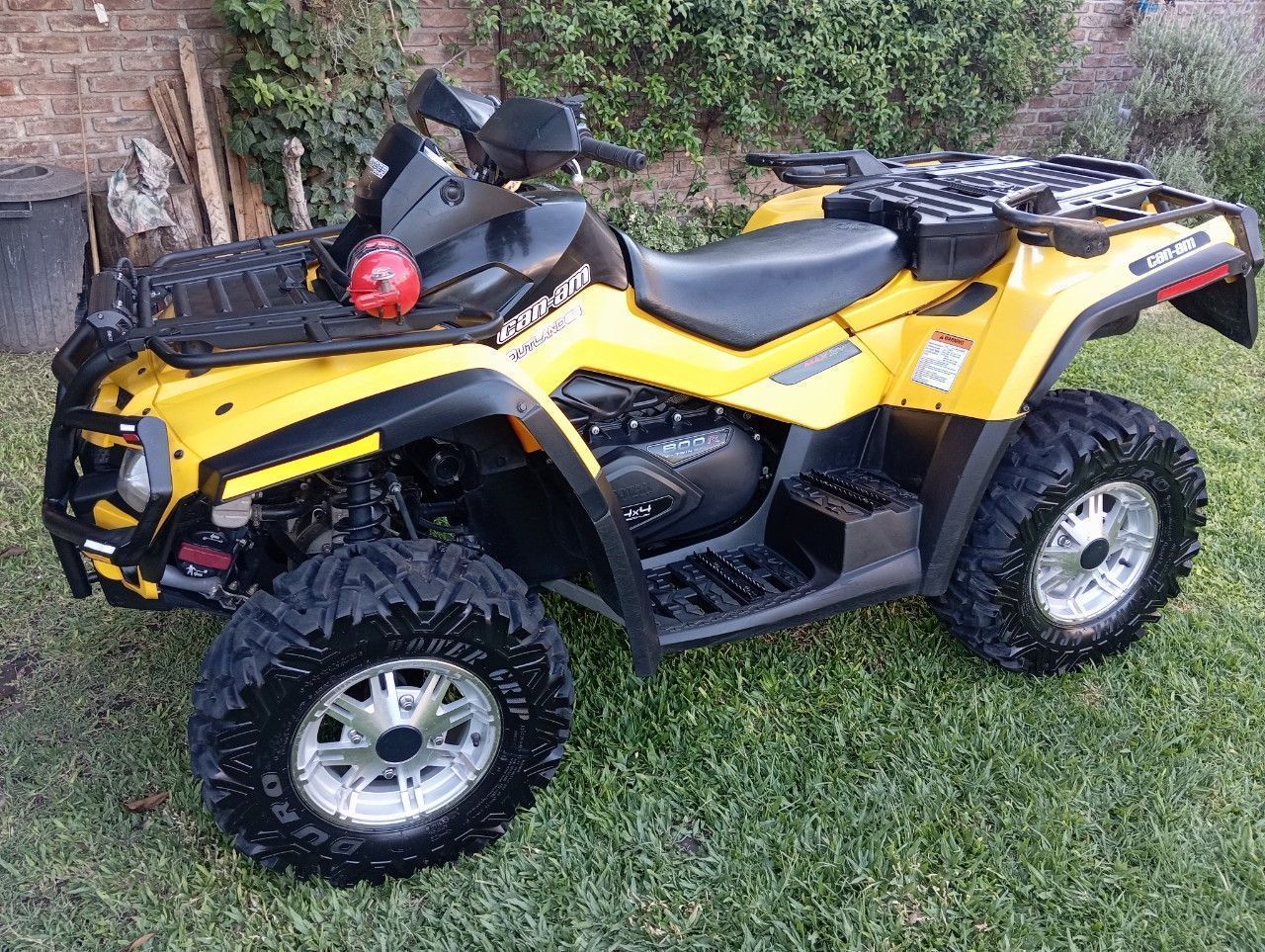 Can-Am Outlander Usado en Buenos Aires, deRuedas