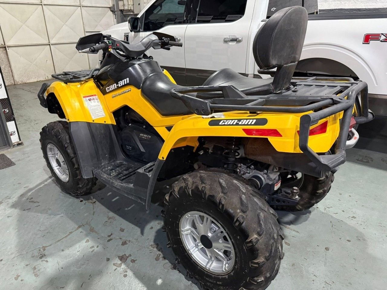 Can-Am Outlander Usado en San Juan, deRuedas