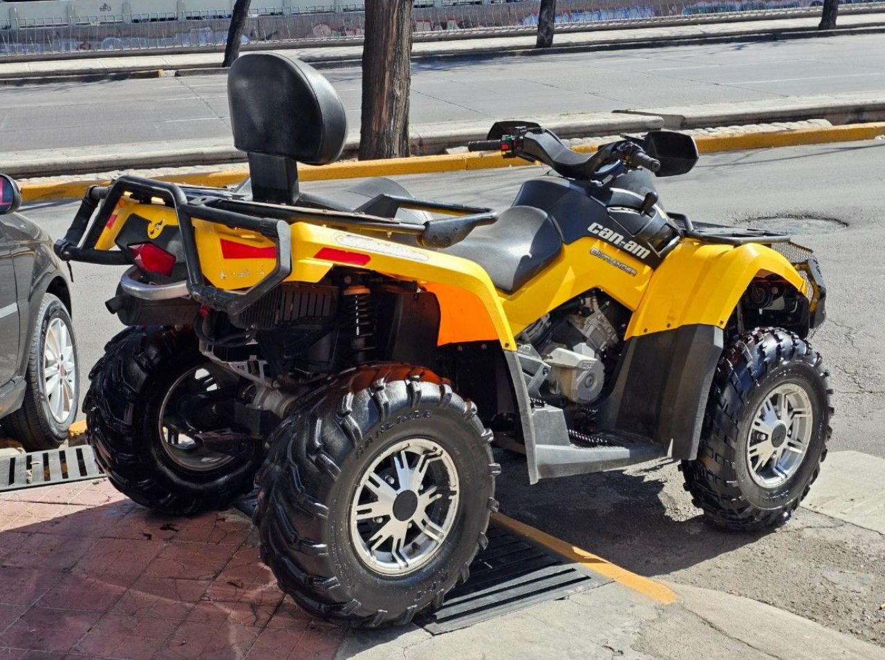 Can-Am Outlander Usado en Mendoza, deRuedas