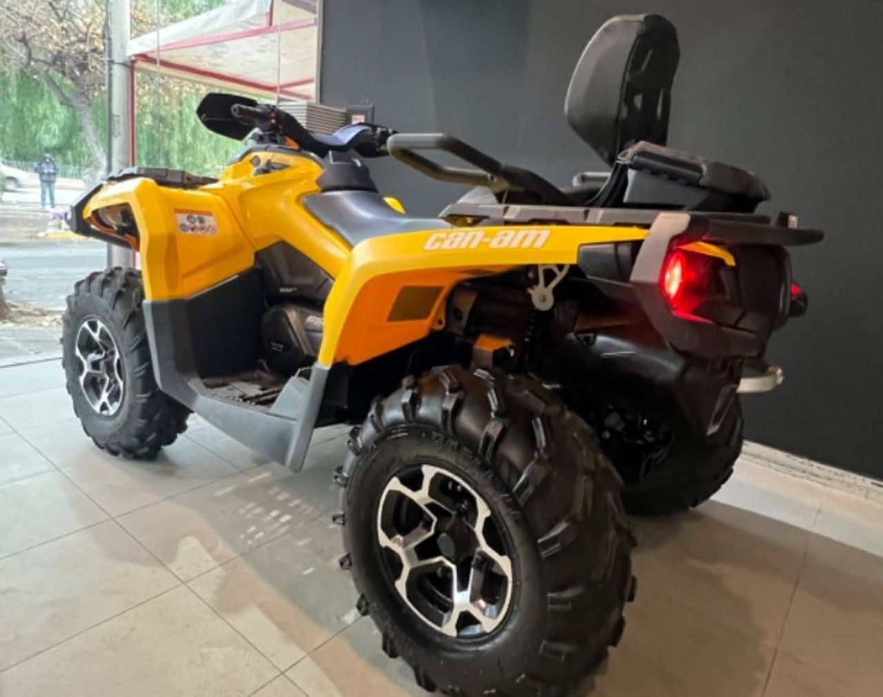 Can-Am Outlander Usado en Mendoza, deRuedas