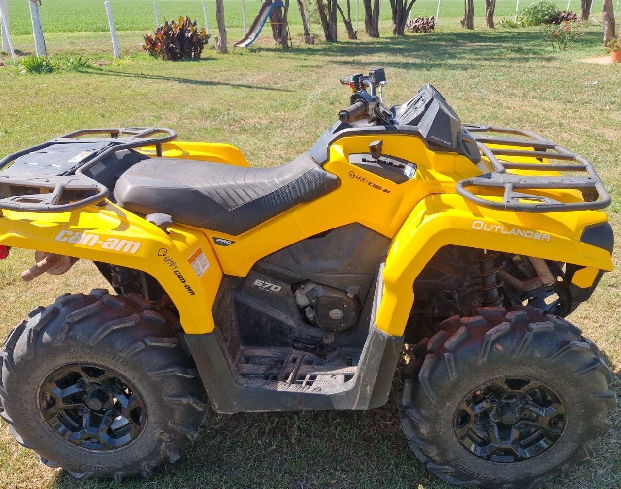 Can-Am Outlander Usado en Santa Fe, deRuedas