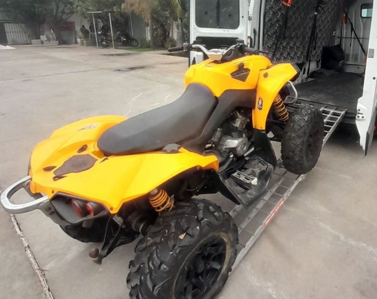 Can-Am Renegade Usado en Buenos Aires, deRuedas