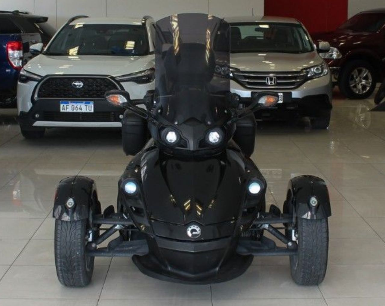 Can-Am Spyder Usada en Mendoza, deRuedas