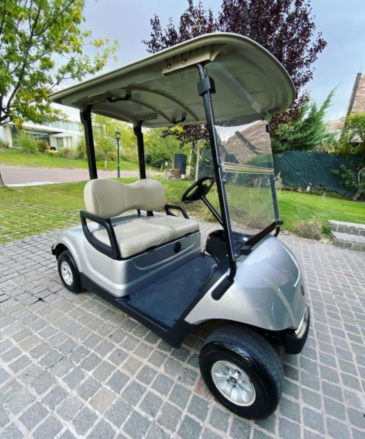Carro Golf X-DRIVE II Usado en Mendoza, deRuedas