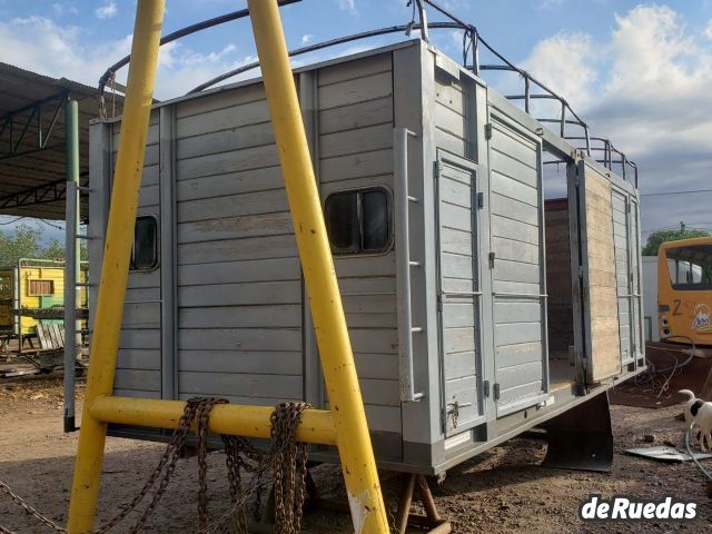 Carrocería Carrocería Usado en Mendoza, deRuedas