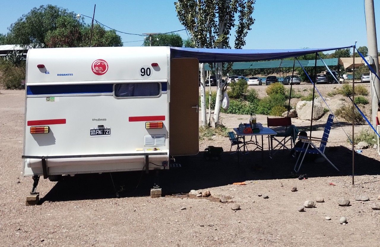 Casilla Rodante 1 eje Usado en Mendoza, deRuedas