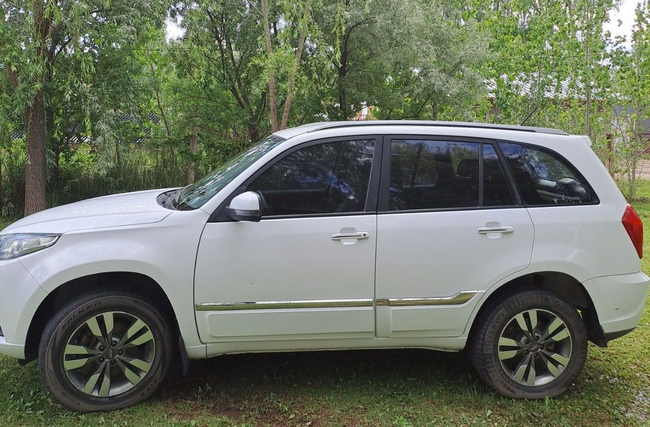 Chery Tiggo 3 Usado en Neuquén, deRuedas