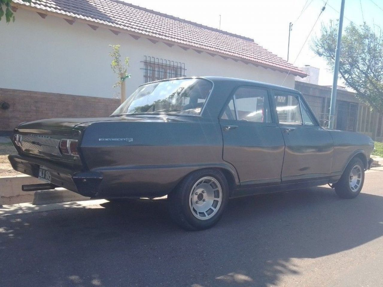 Chevrolet 230 Usado en Mendoza, deRuedas
