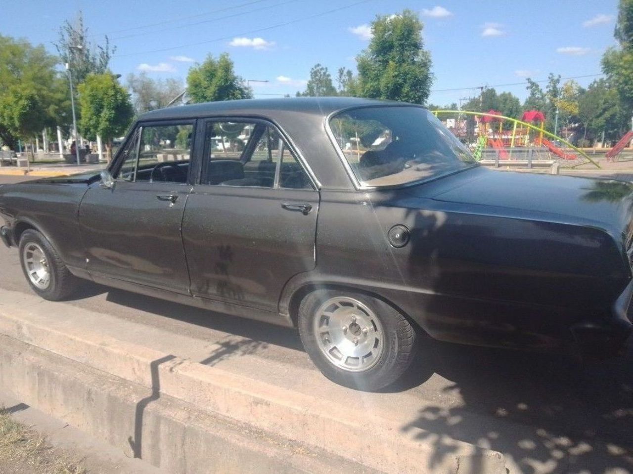 Chevrolet 230 Usado en Mendoza, deRuedas