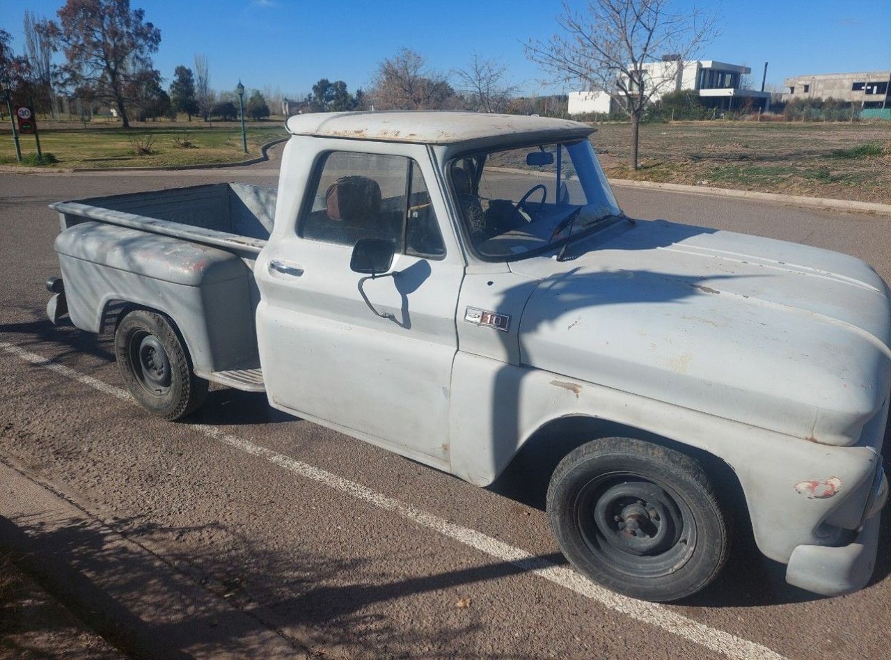 Chevrolet Apache Usada en Mendoza, deRuedas