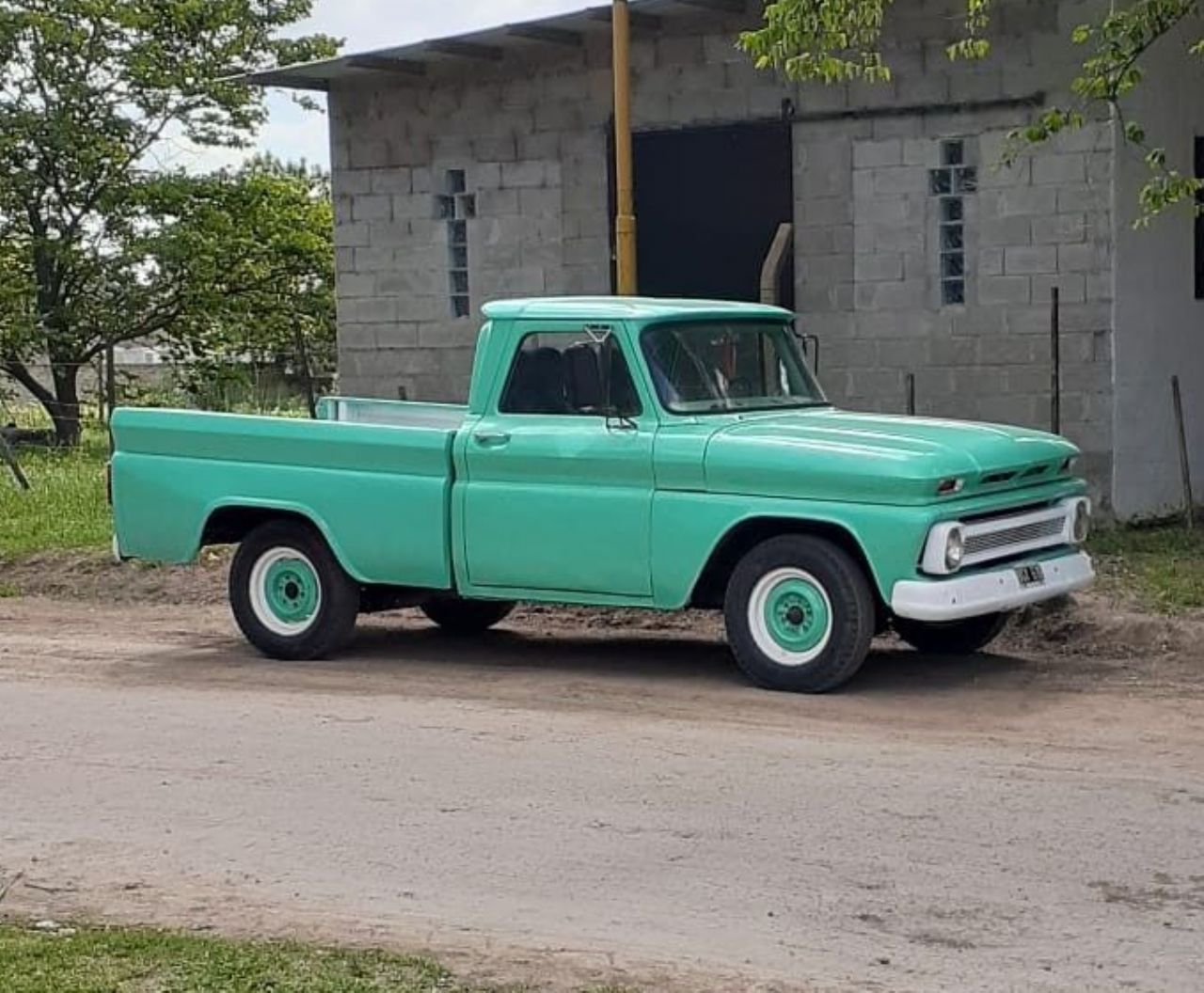 Chevrolet Apache Usada en Santa Fe, deRuedas