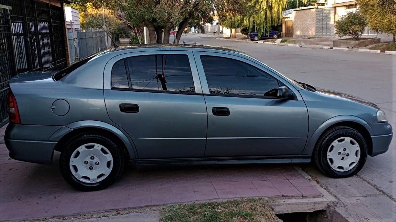 Chevrolet Astra Usado en Mendoza, deRuedas