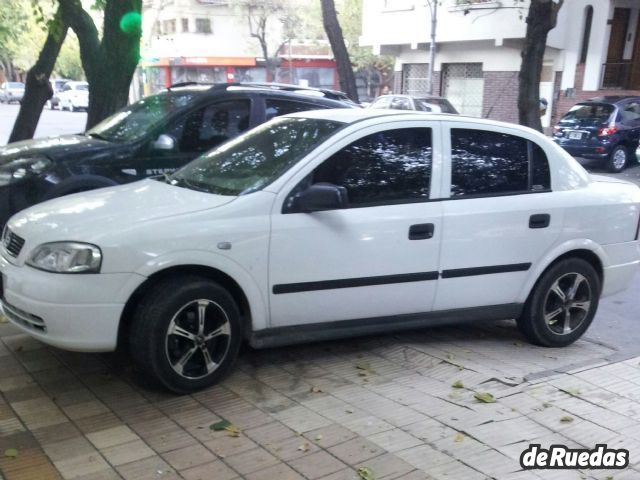 Chevrolet Astra Usado en Mendoza, deRuedas