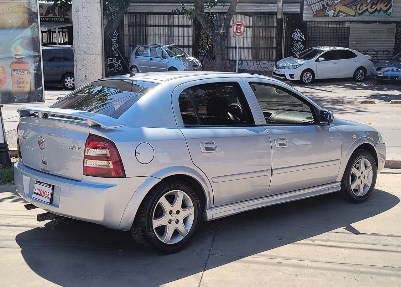 Chevrolet Astra Usado Financiado en Mendoza, deRuedas