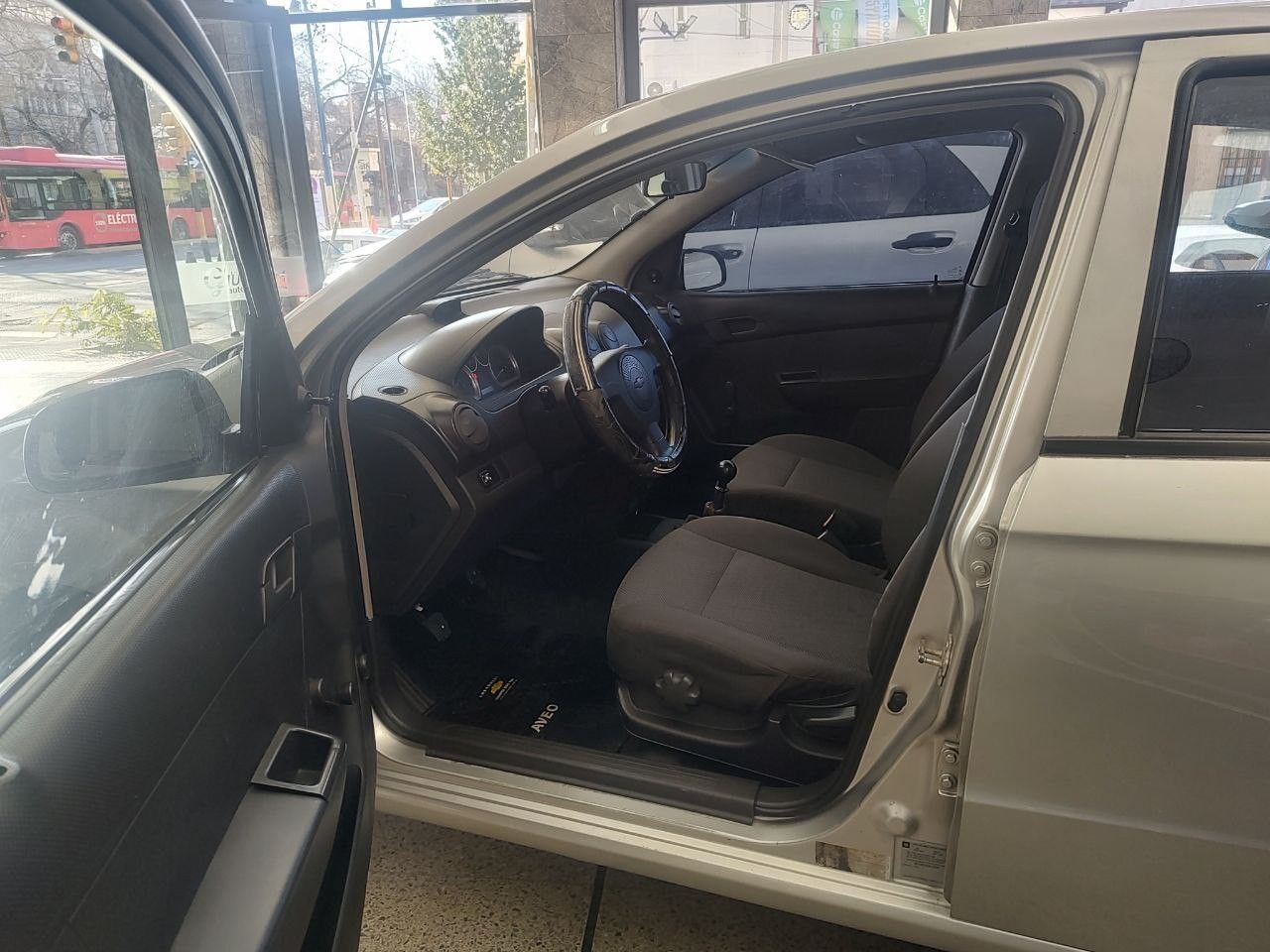 Chevrolet Aveo Usado Financiado en Mendoza, deRuedas