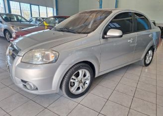 Chevrolet Aveo Usado en Mendoza Financiado