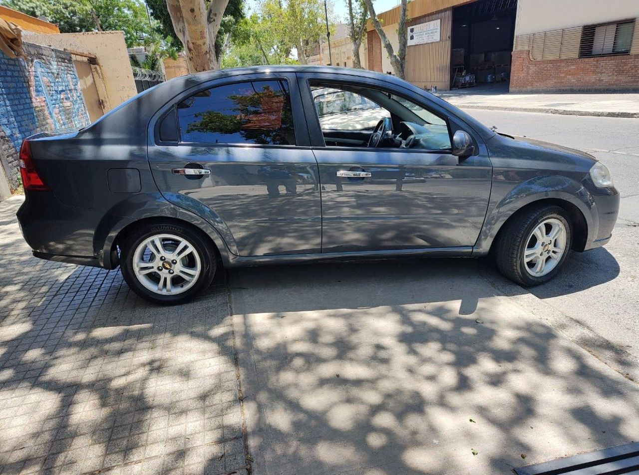 Chevrolet Aveo Usado en Mendoza, deRuedas