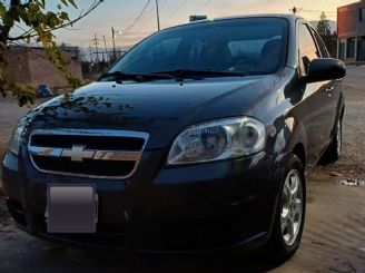 Chevrolet Aveo Usado en Mendoza