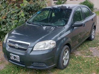 Chevrolet Aveo Usado en Mendoza