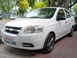 Chevrolet Aveo Usado en Mendoza Financiado
