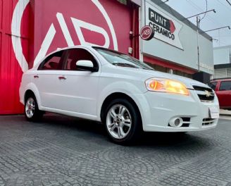 Chevrolet Aveo Usado en Córdoba Financiado