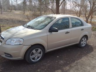 Chevrolet Aveo Usado en Mendoza