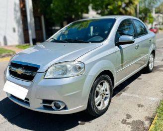 Chevrolet Aveo Usado en Mendoza Financiado