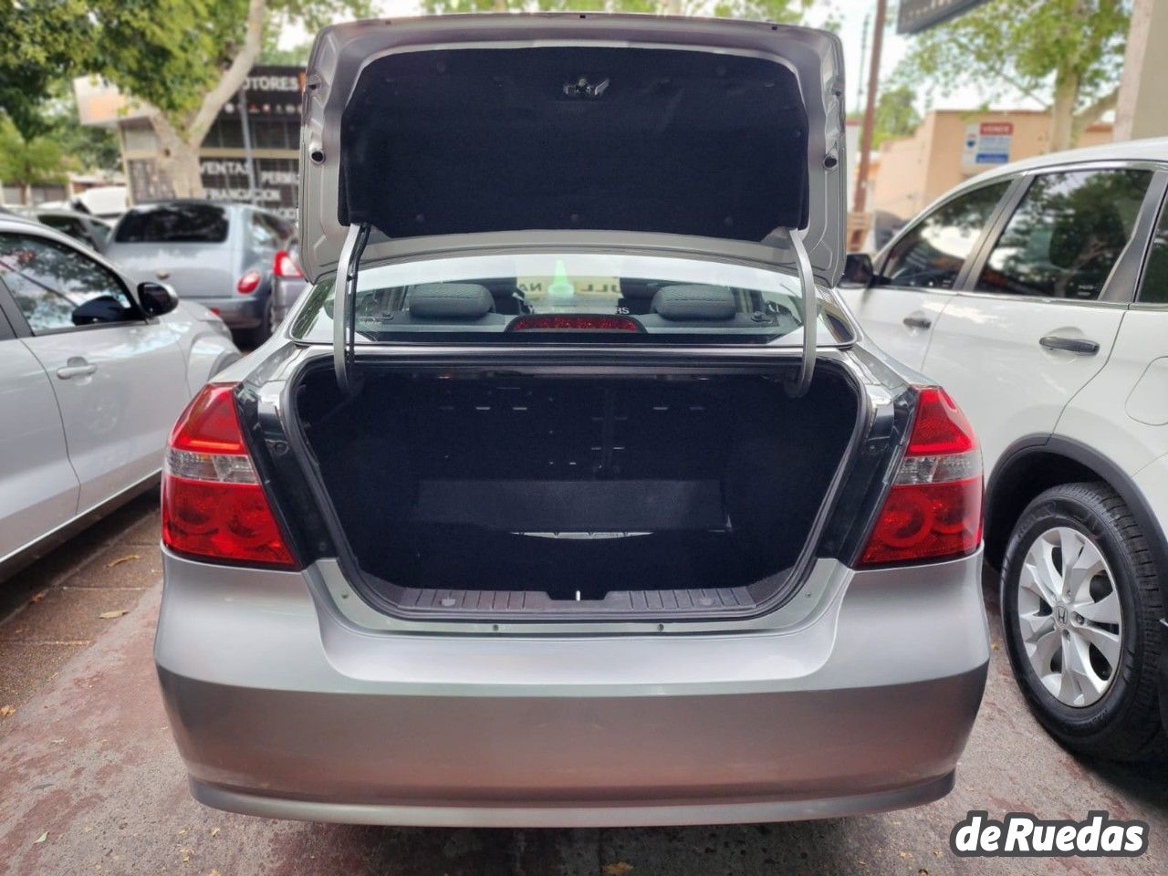 Chevrolet Aveo Usado en Mendoza, deRuedas
