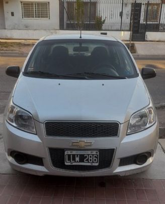 Chevrolet Aveo Usado en Mendoza