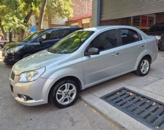 Chevrolet Aveo Usado en Mendoza Financiado