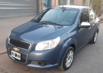 Chevrolet Aveo Usado en Mendoza