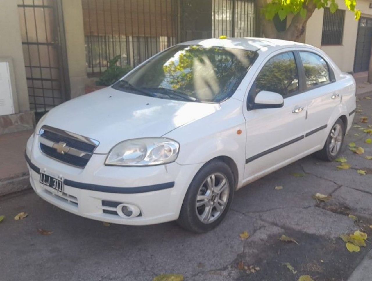 Chevrolet Aveo Usado en Mendoza, deRuedas