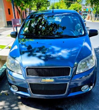 Chevrolet Aveo Usado en Mendoza