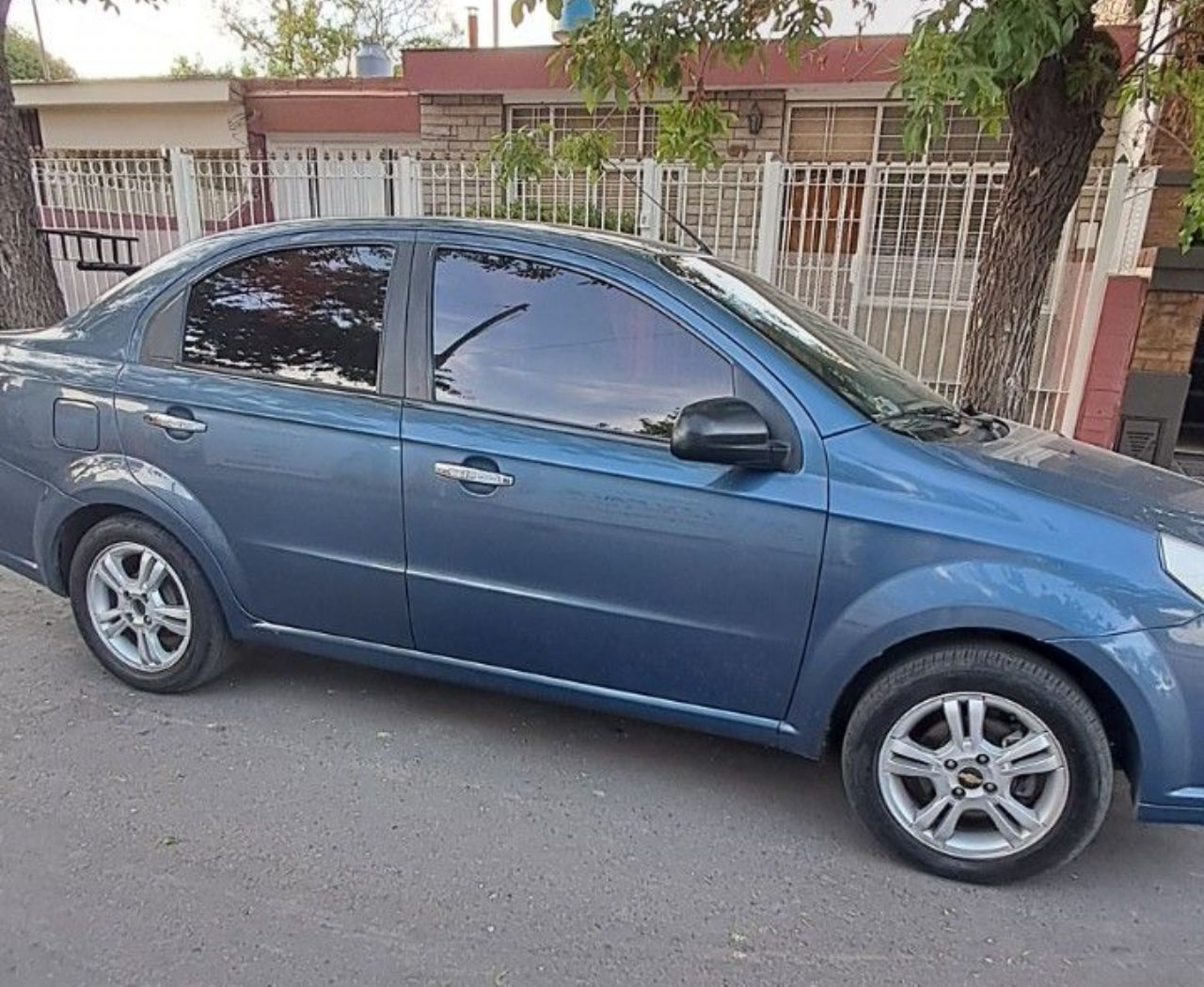 Chevrolet Aveo Usado en Mendoza, deRuedas