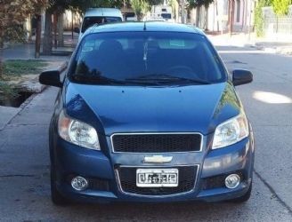 Chevrolet Aveo Usado en Mendoza